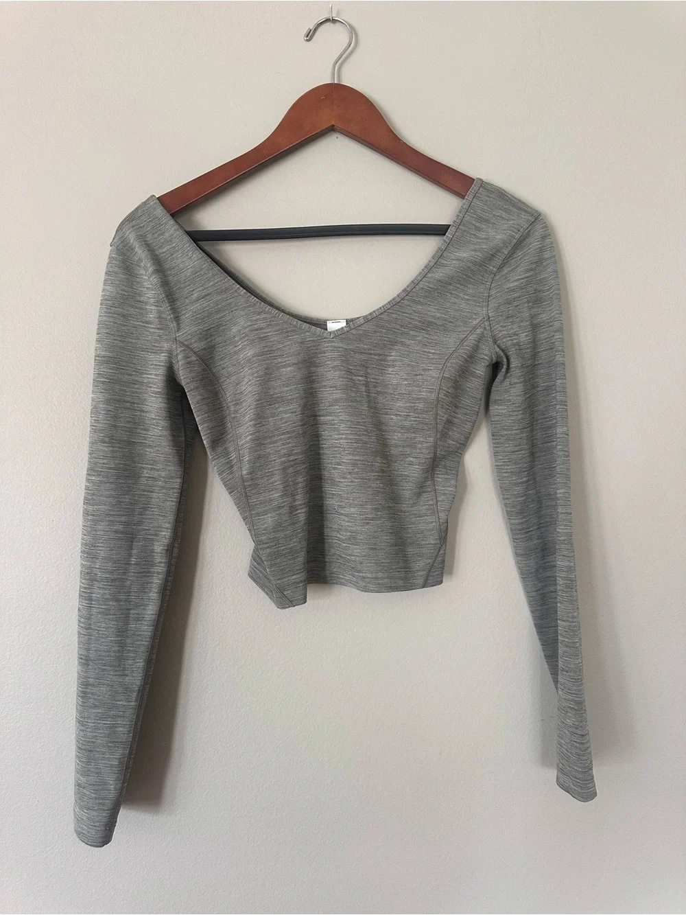 lululemon athletica Heather Grayish Brown Scoop-Neck Long Sleeve Crop Top
